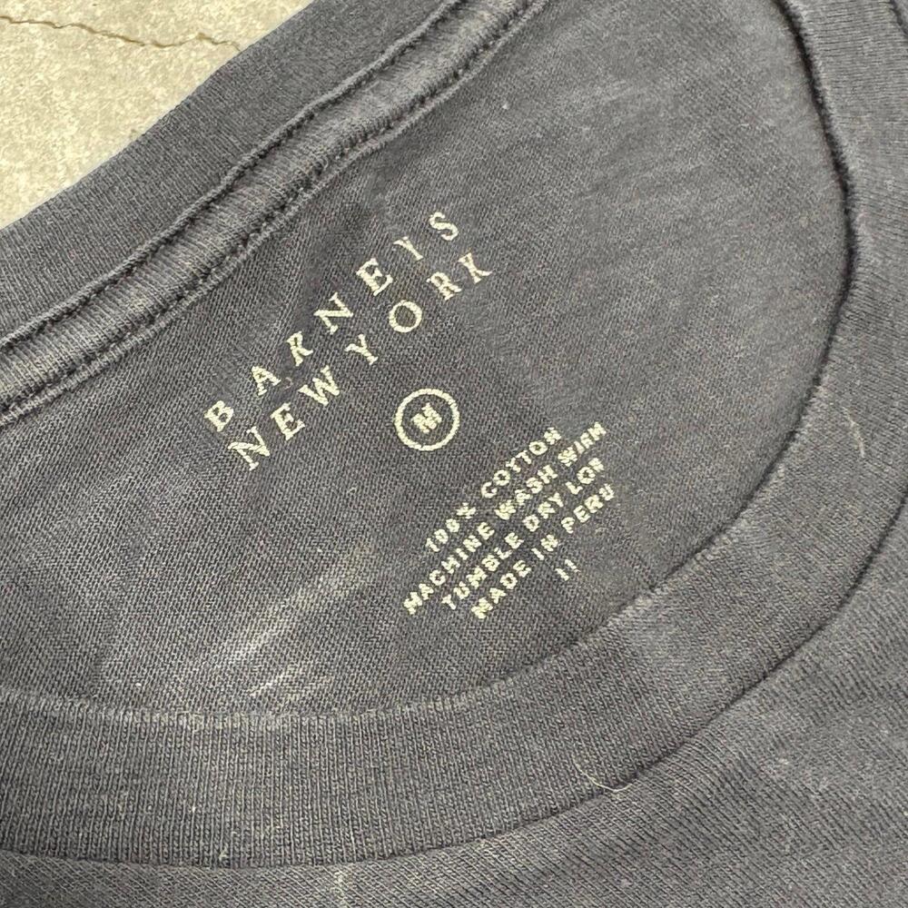 Barneys New York Long Sleeve T Shirt - Picture 2 of 3